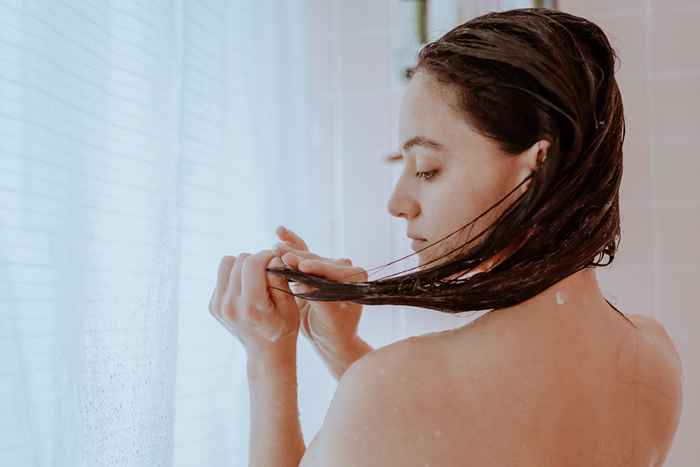 Si vous faites cela sous la douche, les médecins disent de s'arrêter immédiatement