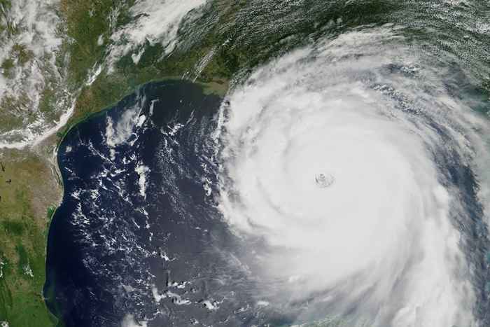 Des photos à couper le souffle révèlent à quoi ressemble l'ouragan Laura de l'espace