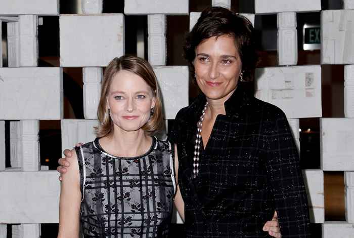 Jodie Foster y su esposa hicieron una rara aparición en los Globos de Oro