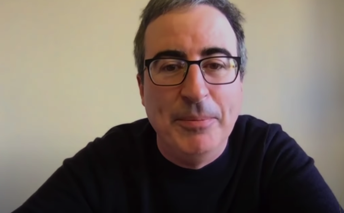 John Oliver revela a única coisa que Meghan & Harry disse que o chocou