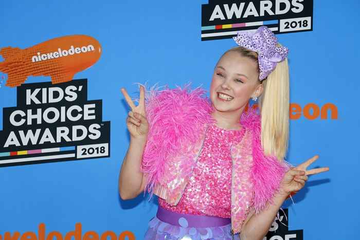 JoJo Siwa właśnie ujawniła, dlaczego postanowiła wyjść do swoich fanów