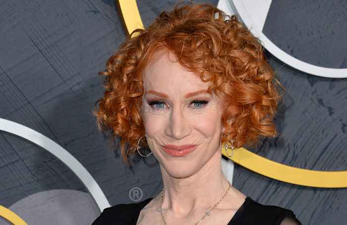 Kathy Griffin revela a coisa mais chocante sobre o diagnóstico de câncer de pulmão