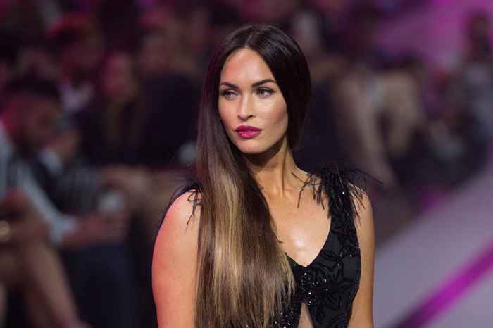 Megan Fox acaba de hacer un comentario raro defendiendo a su hijo por usar vestidos