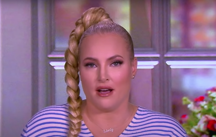 Meghan McCain pediu desculpas a essa pessoa em sua despedida sobre a vista