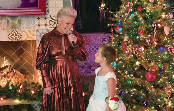 La hija de 9 años de Pink solo debutó su increíble voz de canto