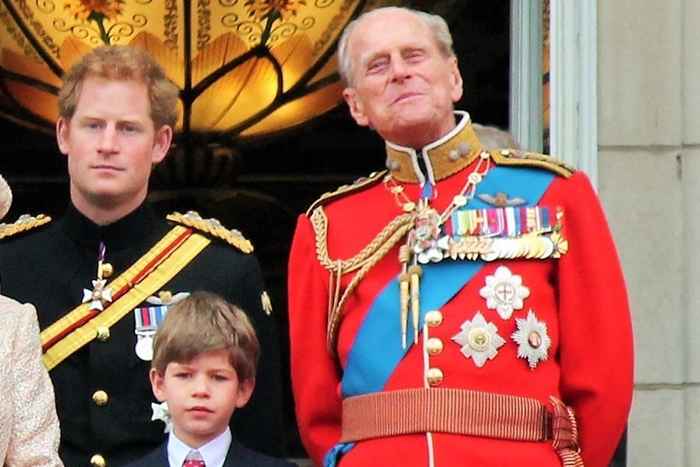 Le prince Philip est passé de furieux à profondément attristé par le prince Harry