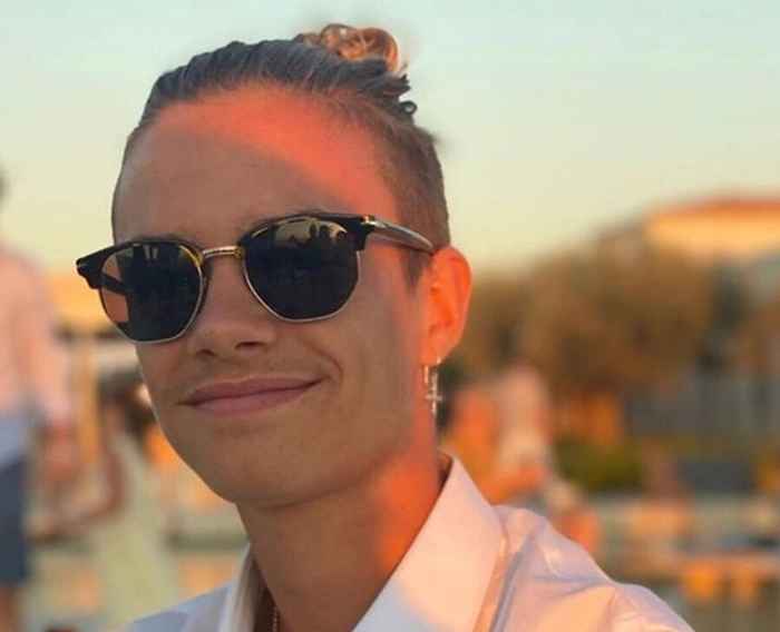 Romeo Beckham ressemble à maman Victoria lors de son premier tournage de couverture