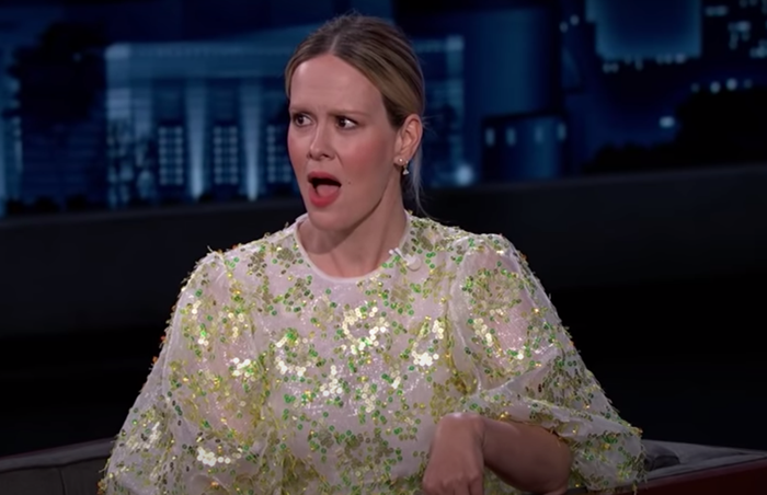 Sarah Paulson vient de révéler la liste des invités pour une fête de maquillage des célébrités