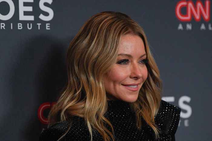 Veja Kelly Ripa em seu primeiro ao vivo! Episódio, 20 anos atrás