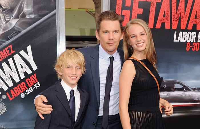 Voir Uma Thurman et le fils d'Ethan Hawke, Netflix's Next Breakout Star