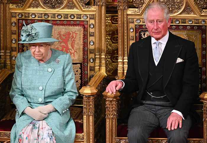 La seule promesse que la reine a faite que le prince Charles pourrait briser, disent les sources