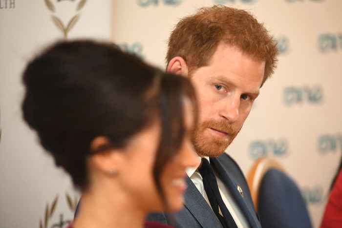 El palacio ha emitido este disparo de advertencia a Harry y Meghan, dicen fuentes