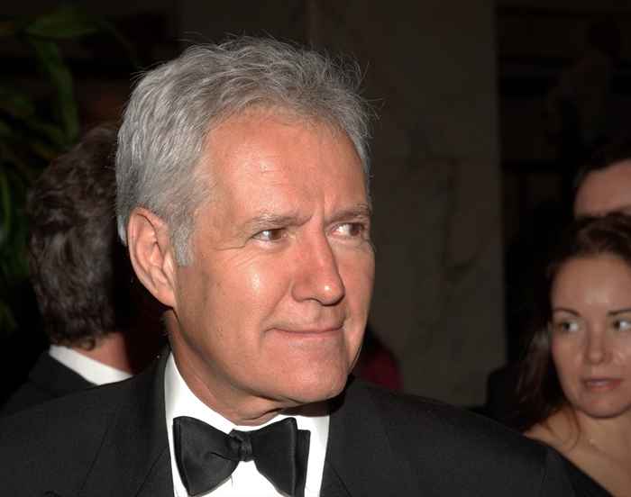 É isso que os fãs querem suceder Alex Trebek como apresentador de Jeopardy!