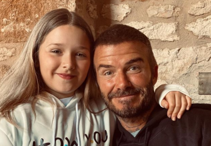 La figlia di Victoria e David Beckham sembra così cresciuta in un nuovo video