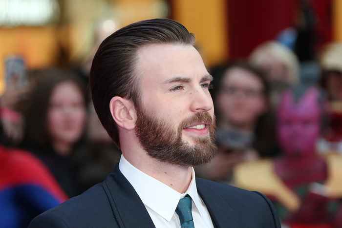 Zobacz, jak Chris Evans wyjaśnia, dlaczego pierwotnie powiedział nie kapitanowi Ameryce