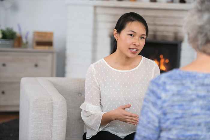 5 palavras que farão você parecer menos confiante, de acordo com especialistas