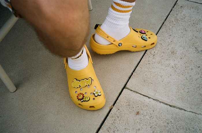 Justin Biebers neue Crocs -Linie ist gerade in 90 Minuten ausverkauft