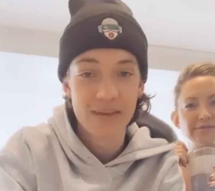 El hijo parecido de Kate Hudson hace una hilarante suplantación de ella