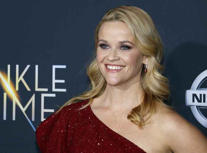 Relive Relive Reese Witherspoons letzten 25 Jahre in Hollywood, auf Fotos