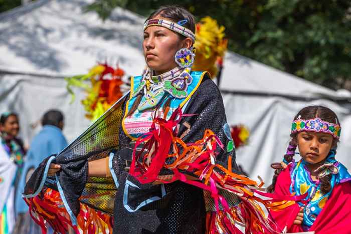 Aus diesem Grund nennen viele Menschen den Day der indigenen Völker des Columbus Day