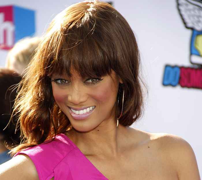 Tyra Banks forsvarer sin store dans med stjernene gaffe