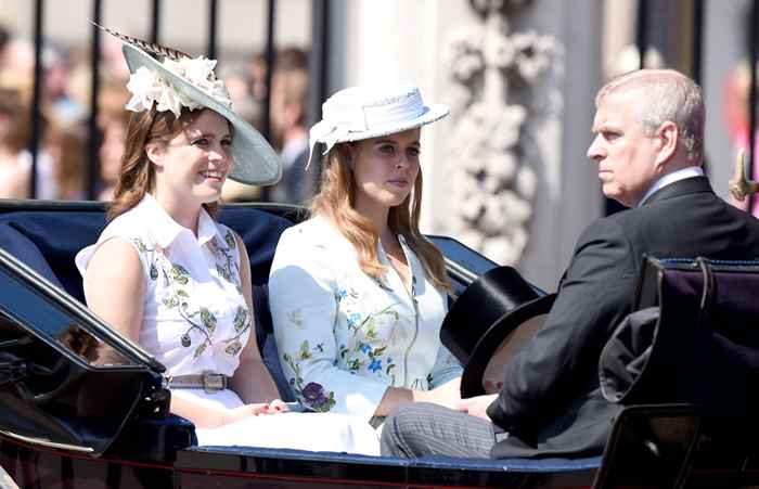 Ciò che lo scandalo del principe Andrew potrebbe significare per le principesse Beatrice ed Eugenie