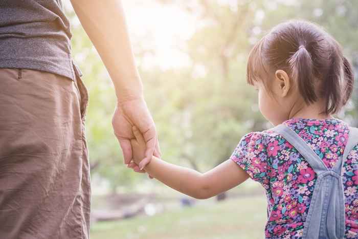 Mio marito è diventato un papà casalingo. Ecco come ha cambiato tutto.