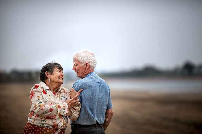 Los impresionantes retratos de parejas de ancianos de este fotógrafo te harán creer en el amor de nuevo