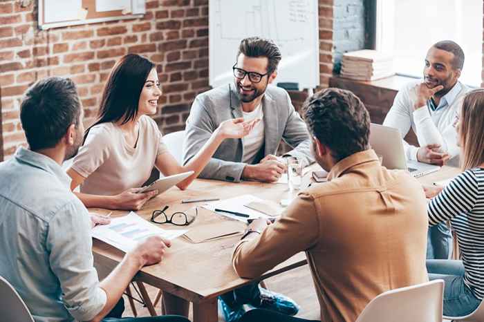 40 Dinge, die niemand bei der Arbeit jemals sagen sollte