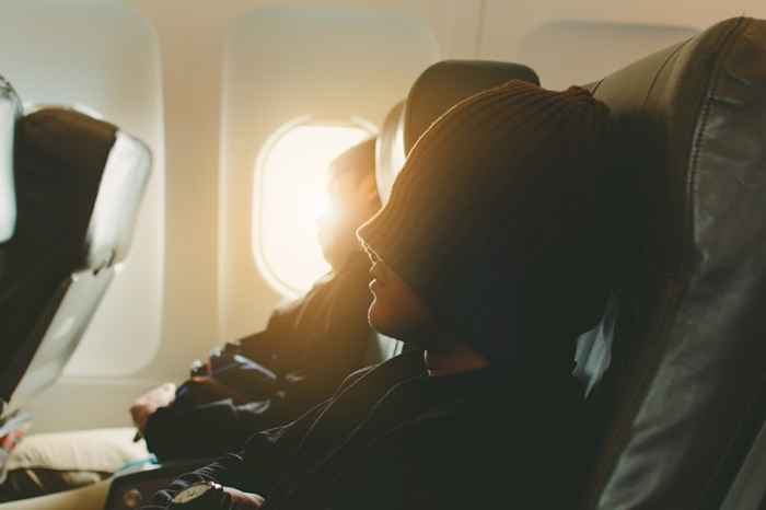 10 meilleures astuces pour dormir dans un avion