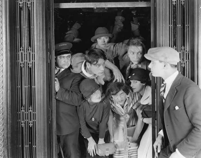 13 errores que estás cometiendo en un ascensor