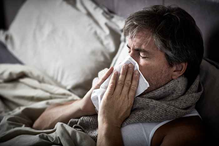 Ecco perché l'influenza può colpire gli uomini più duramente delle donne