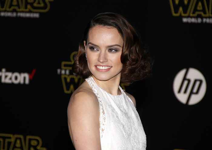 O caminho brilhante <em> Guerra das Estrelas'</em> Daisy Ridley supera a ansiedade