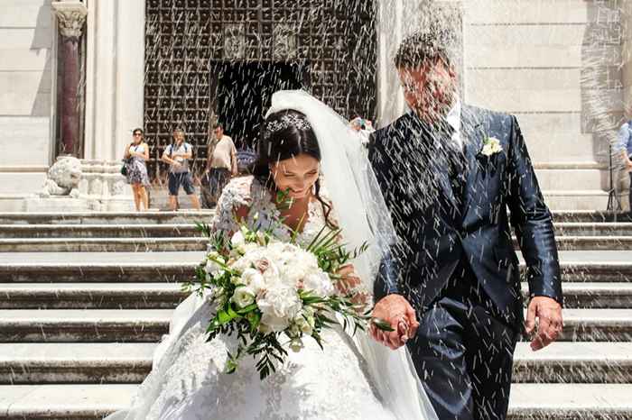 20 Tradiciones de boda a la antigua de moda ya nadie hace