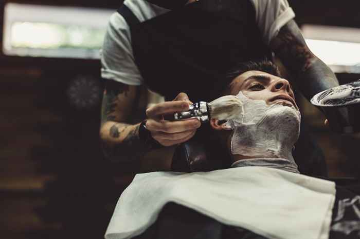 23 trucos principales de los barberos al afeitarse correctamente